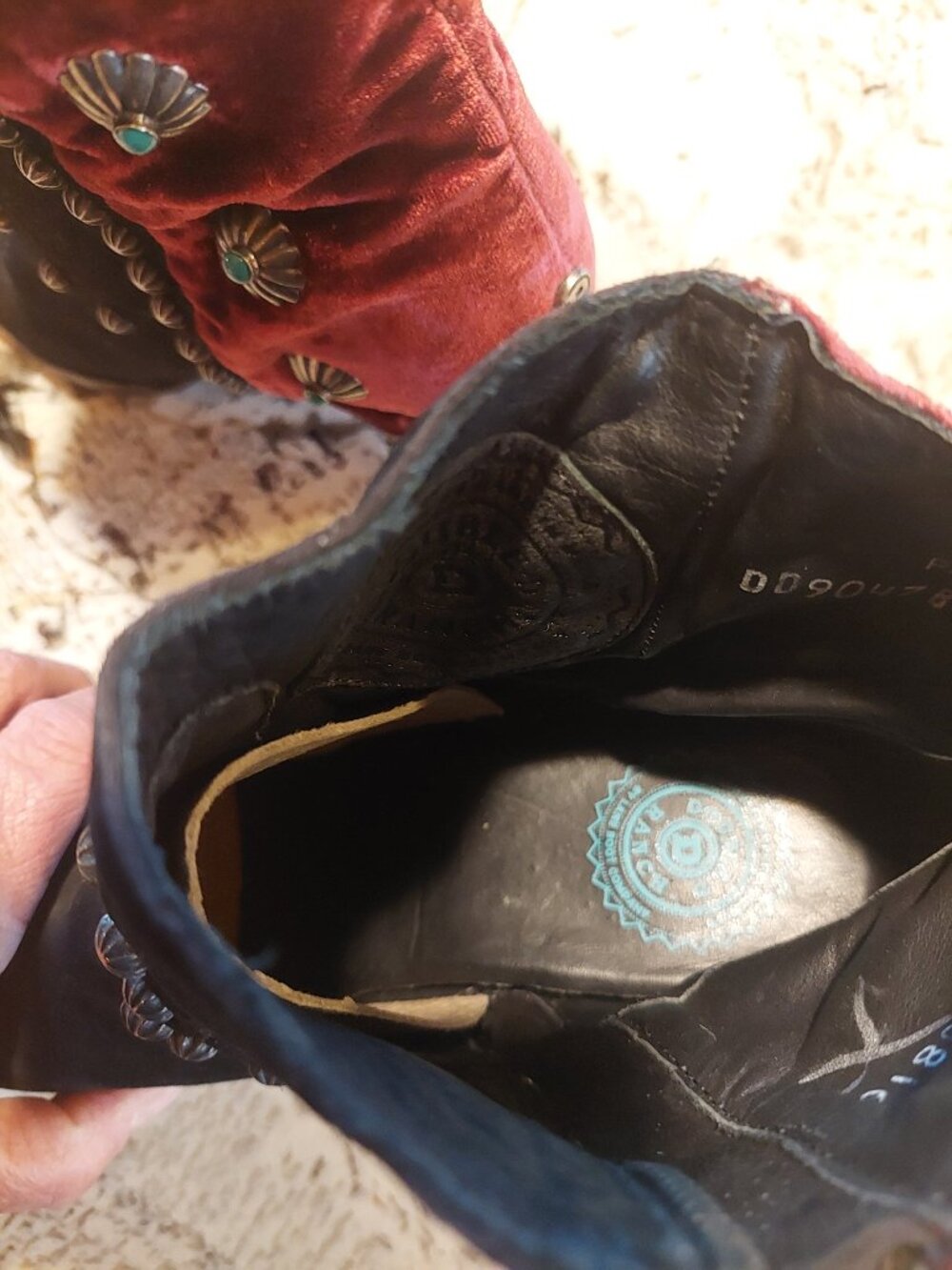 Double D Ranch Wine Velvet and black heeled Ankle boots Conchos/Turquoise sz 10 - Picture 14 of 15